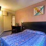 Max Hotel Paris
